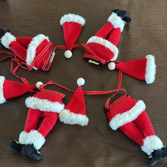 Santa garland - Picture 2 of 2
